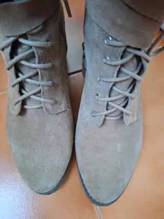 Botines Stradivarius Piel Ante Hebillas