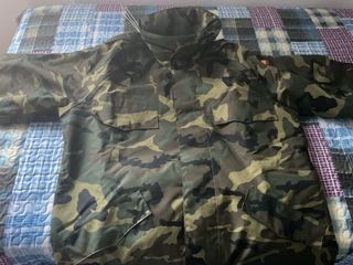 Chaqueta militar camuflaje