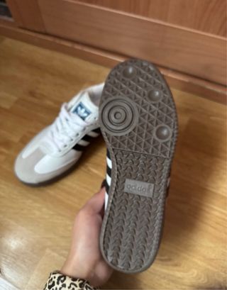 Zapatillas Adidas Samba negro y Blanco