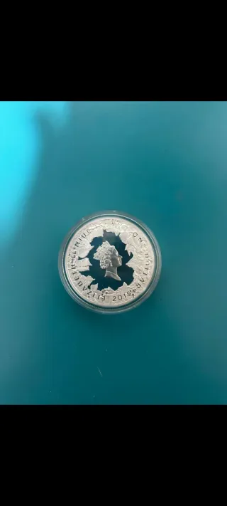 Moneda Onza Plata Isabel II 2015