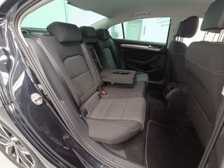 Volkswagen Passat 2022 Executive 2.0 TDi 150cv