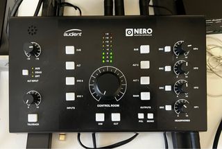 Audient Nero Control de Monitor precio fijo