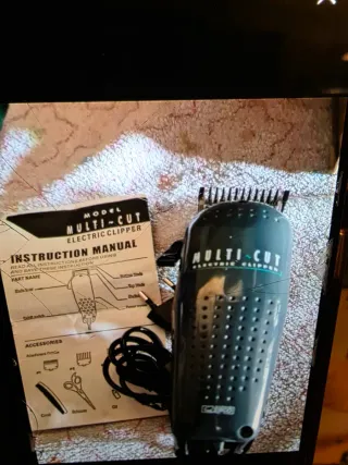 Maquinas de cortar el pelo .