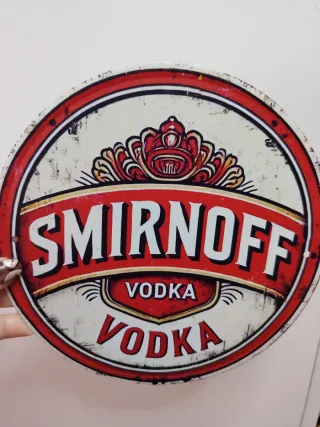 Cartel Metal Smirnoff Vodka con tara