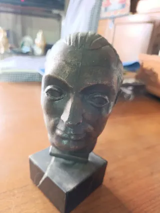 Busto Conde de Saint Germain