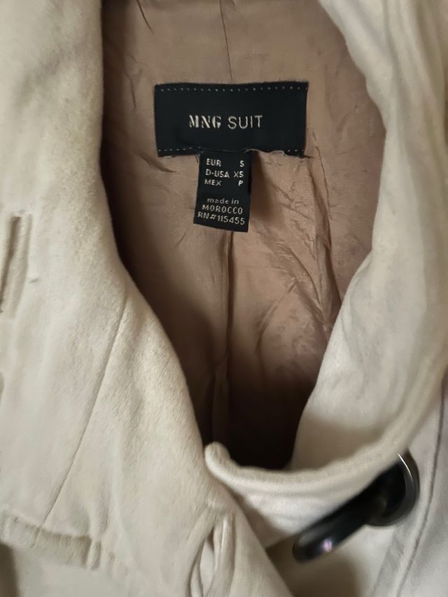 Abrigo aterciopelado blanco