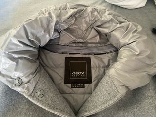 Chaqueta/ abrigo mujer   de la marca Geox nueva