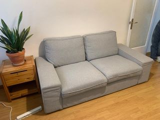 Sofá KIVIK 2 plazas gris