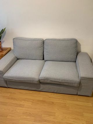 Sofá KIVIK 2 plazas gris