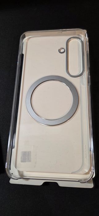 Funda Samsung Galaxy S25+ Transparente Magnética