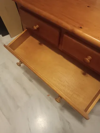 Cómoda madera estilo provenzal