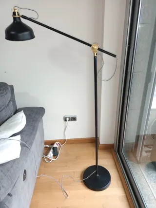 Fantástico conjunto lámpara de techo y de pié