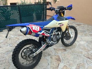 Yamaha WR 450 Rally Enduro