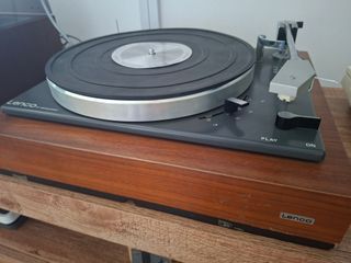 Tocadiscos Lenco B52