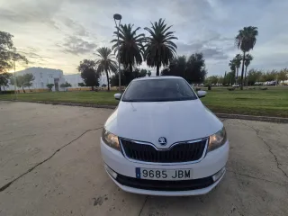 Skoda Rapid 2015