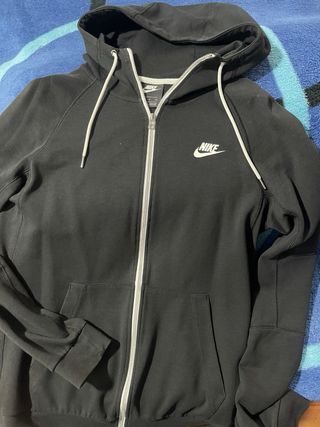 Sudadera Nike Negra con Cremallera