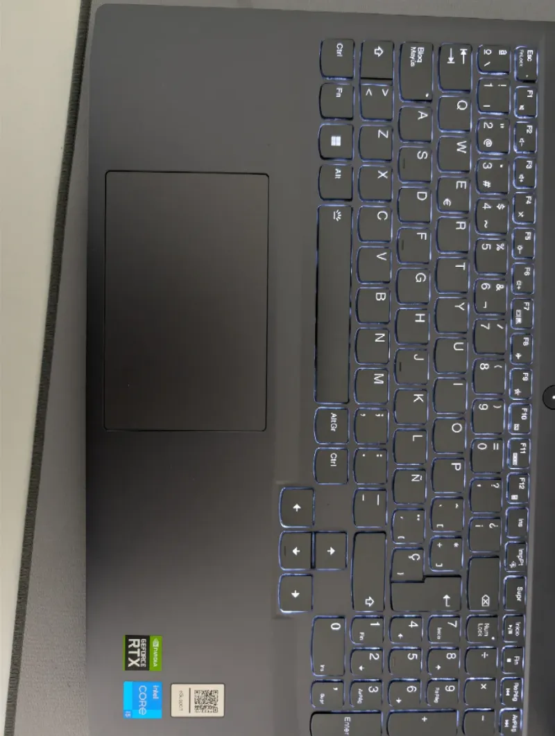 Lenovo LOQ 15 RTX 4060 i5-13500H 16GB RAM afbeelding 6