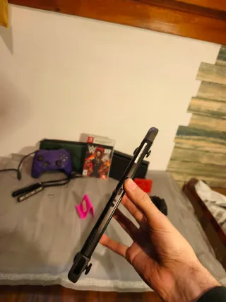 Nintendo Switch Grigio + Accessori e Gioco