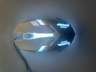 Ratón Gaming Negro y Blanco