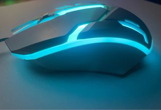 Ratón Gaming Negro y Blanco