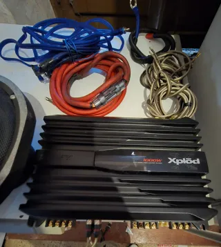 Equipo de Sonido Coche: Subwoofer, Amplificador, A