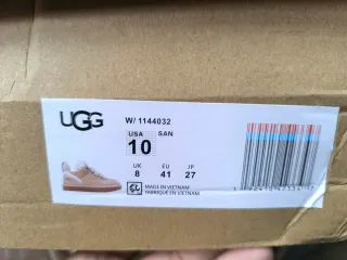 Zapatos UGG Beige Mujer