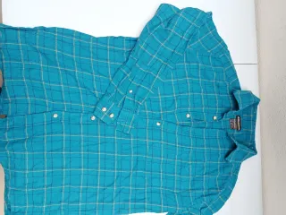 Camisas con poco uso  M/L 38/40 3€/unidad