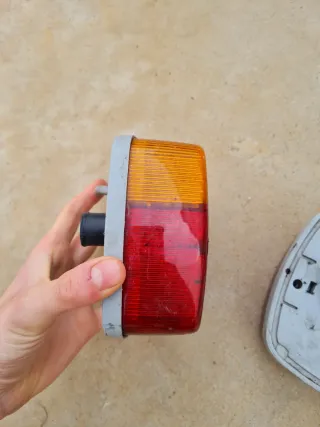 Piloto Trasero Hella