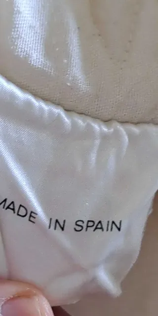 Edredón dorado y blanco estilo años 80