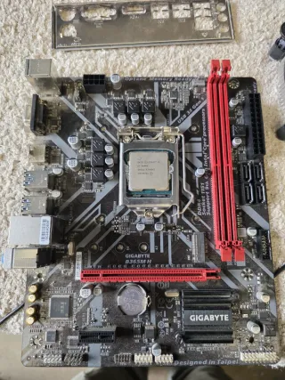 Intel Core i5 9600K Gigabyte B365M H Gaming