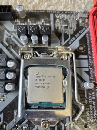 Intel Core i5 9600K Gigabyte B365M H Gaming