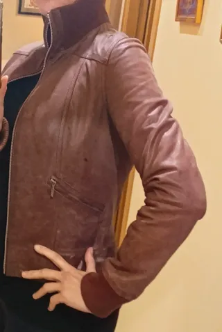 Chaqueta de piel estilo bomber F & Co