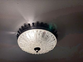 Lámpara de techo antigua cristal y metal