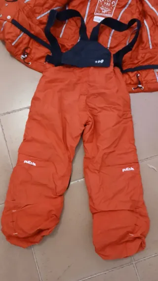 Traje de esquí rojo 4 años