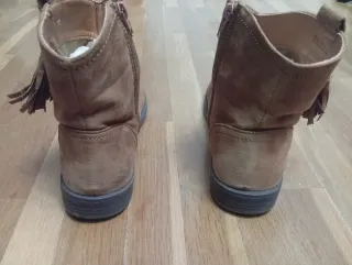 Botines niña flecos marrón talla 38