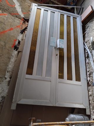 Puerta de calle aluminio