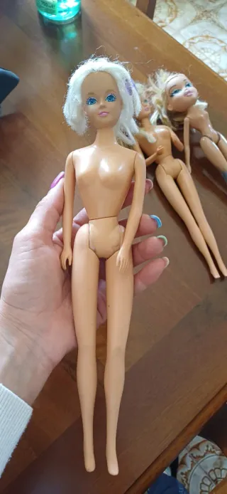 Lotto 4 bambole Barbie