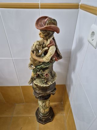 Figura porcelana niño con perro