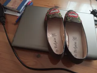 Zapatos TIIISAIA Talla 38