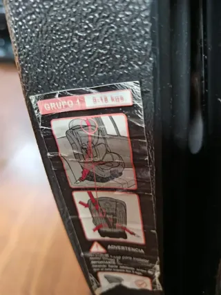 Silla de coche para bebé azul y negro