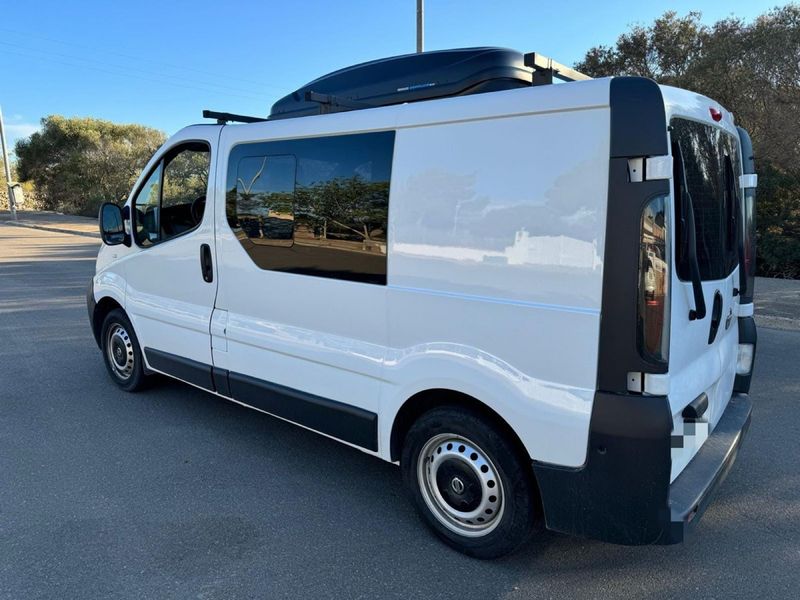 🚐 Nissan Primastar CAMPERIZADA + Cama + Aire + Pan - foto 1