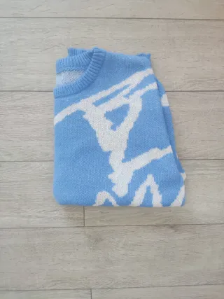 Jersey estampado azul y blanco