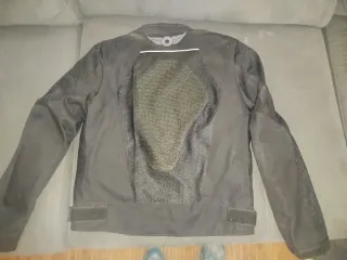 Chaqueta de moto negra