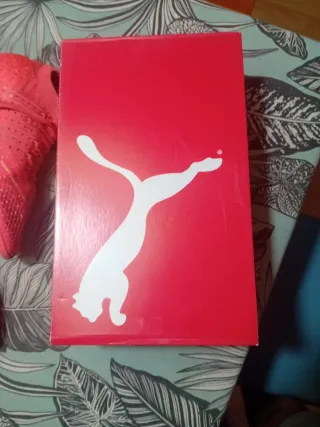 Botas de Fútbol Puma Talla 41 Con caja incluida