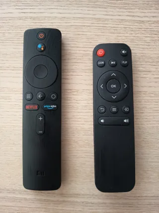 Proyector + Pantalla + TV Box