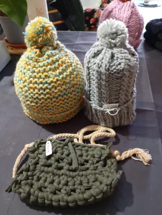 Bufanda tejida a mano multicolor