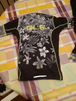 Maillot y culotte ciclismo ALE