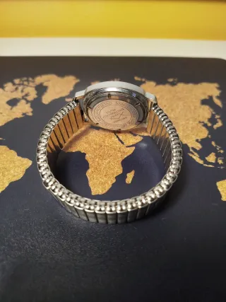 Reloj Spendid Plata y Rojo