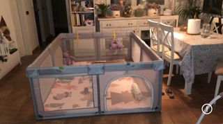 Parque infantil para bebés de gran formato