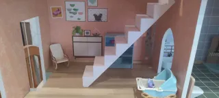 Casita de muñecas de madera